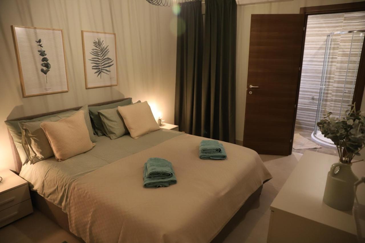 Lovely Holiday Home Next To Bus Terminus St. Paul's Bay Exteriér fotografie