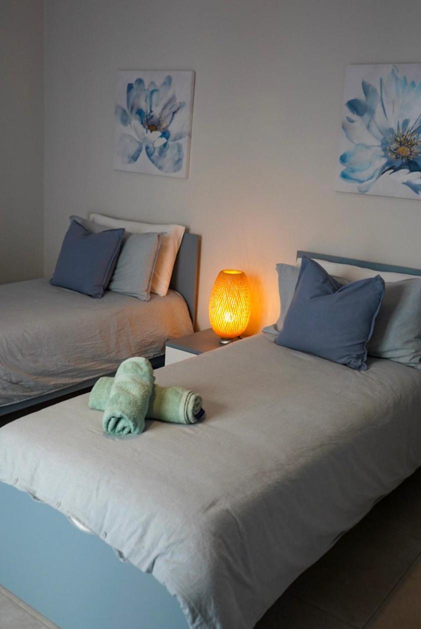Lovely Holiday Home Next To Bus Terminus St. Paul's Bay Exteriér fotografie