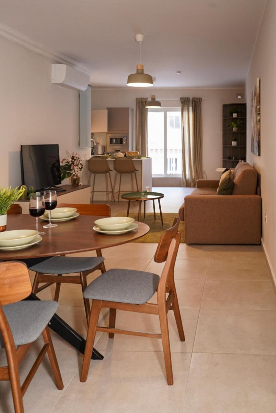 Lovely Holiday Home Next To Bus Terminus St. Paul's Bay Exteriér fotografie